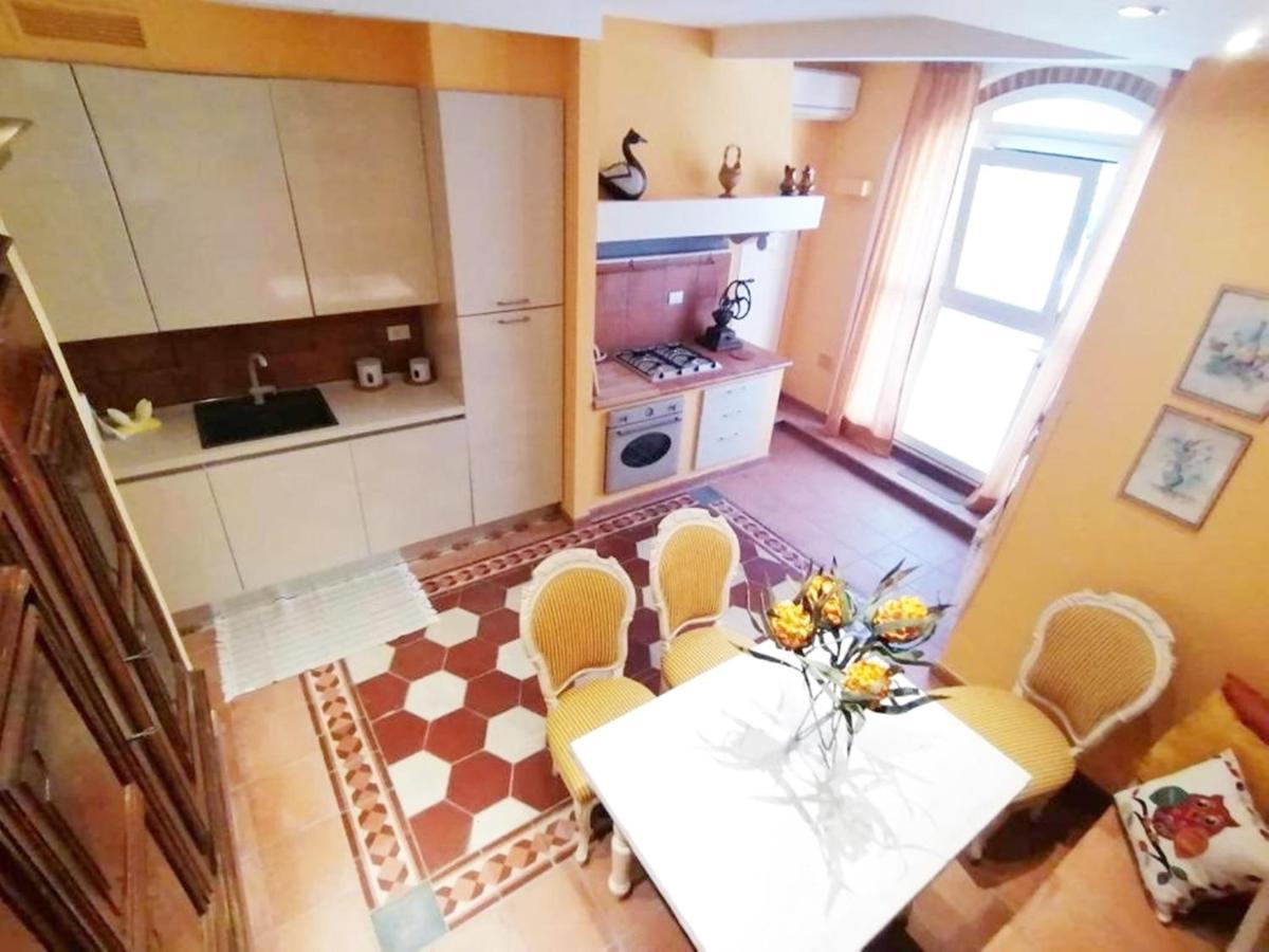 Luxury House Il Borgo Antico Casale Marittimo Exterior foto