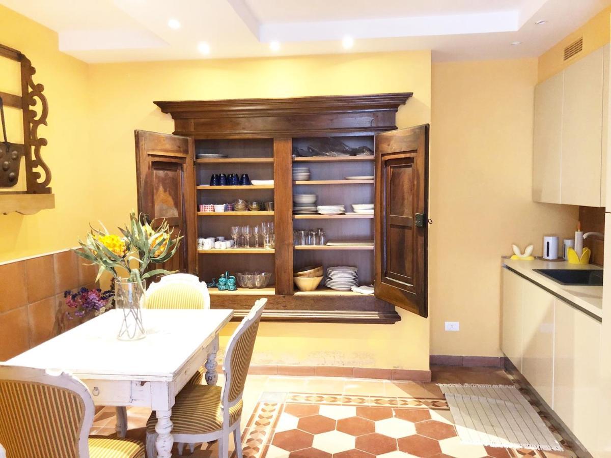 Luxury House Il Borgo Antico Casale Marittimo Exterior foto